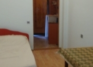 İcarəyə verilir 1 otaqlı 32 m2 köhnə tikili 28 May m.