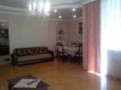 İcarəyə verilir 2 otaqlı 105 m2 yeni tikili Nəsimi bazarı