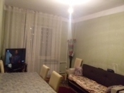 Satılır 4 otaqlı 100 m2 köhnə tikili Yeni Yasamal