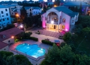 İcarəyə verilir 4 otaqlı 150 m2 həyət evi Badamdar