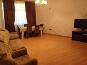 İcarəyə verilir 3 otaqlı 130 m2 yeni tikili Səbail r.