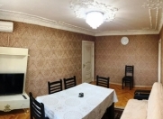 İcarəyə verilir 2 otaqlı 45 m2 köhnə tikili Fairmont otel