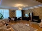 Satılır 3 otaqlı 150 m2 yeni tikili 8 mkr