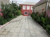 Satılır 4 otaqlı 200 m2 həyət evi Xırdalan