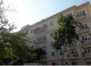 Satılır 3 otaqlı 80 m2 köhnə tikili Yasamal r.