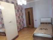 İcarəyə verilir 3 otaqlı 115 m2 yeni tikili Bakıxanov