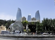 İcarəyə verilir 2 otaqlı 67 m2 köhnə tikili Azneft meydanı