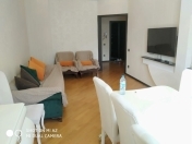 İcarəyə verilir 2 otaqlı 90 m2 yeni tikili Nizami m.