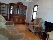 İcarəyə verilir 4 otaqlı 100 m2 köhnə tikili Yasamal r.