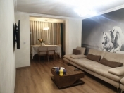 Satılır 2 otaqlı 52 m2 köhnə tikili İnşaatçılar m.