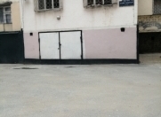 Satılır 4 otaqlı 72 m2 köhnə tikili 8 mkr