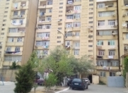 Satılır 2 otaqlı 68 m2 köhnə tikili Ayna Sultanova heykəli