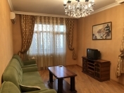 İcarəyə verilir 2 otaqlı 80 m2 yeni tikili Heydər Əliyev Mərkəzi