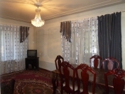 İcarəyə verilir 3 otaqlı 70 m2 köhnə tikili 9 mkr