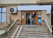 İcarəyə verilir 4 otaqlı 450 m2 obyekt Şah İsmayıl Xətai m.