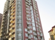 İcarəyə verilir 3 otaqlı 135 m2 yeni tikili Xətai r.