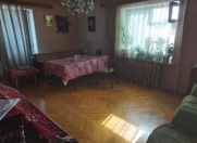 Satılır 3 otaqlı 80 m2 köhnə tikili İnşaatçılar m.