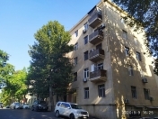 İcarəyə verilir 2 otaqlı 55 m2 köhnə tikili İçəri Şəhər m.