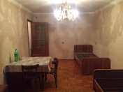 İcarəyə verilir 1 otaqlı 32 m2 köhnə tikili 8 km