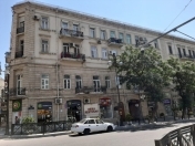 Satılır 3 otaqlı 80 m2 köhnə tikili Space TV