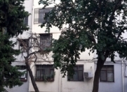 İcarəyə verilir 2 otaqlı 32 m2 köhnə tikili 1 mkr