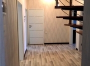 Satılır 3 otaqlı 130 m2 köhnə tikili Elmlər Akademiyası m.