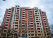 Satılır 3 otaqlı 143 m2 yeni tikili Azadlıq prospekti m.