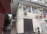 Satılır 4 otaqlı 440 m2 obyekt Nizami r.