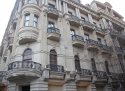 İcarəyə verilir 1 otaqlı 40 m2 ofis İçəri Şəhər m.