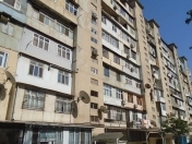 Satılır 3 otaqlı 90 m2 köhnə tikili 9 mkr