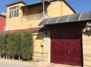 Satılır 5 otaqlı 240 m2 həyət evi 7 mkr