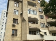 İcarəyə verilir 4 otaqlı 170 m2 köhnə tikili İçəri Şəhər m.