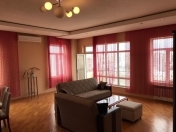 İcarəyə verilir 3 otaqlı 145 m2 yeni tikili 28 May m.