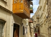 İcarəyə verilir 3 otaqlı 45 m2 köhnə tikili İçəri Şəhər m.