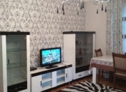 İcarəyə verilir 3 otaqlı 90 m2 köhnə tikili Elmlər Akademiyası m.