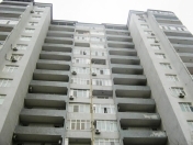 İcarəyə verilir 3 otaqlı 100 m2 yeni tikili 20 yanvar m.