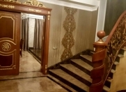 Satılır 6 otaqlı 410 m2 yeni tikili 28 May m.