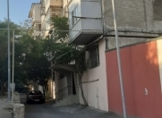 İcarəyə verilir 3 otaqlı 80 m2 köhnə tikili 7 mkr