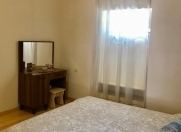 İcarəyə verilir 3 otaqlı 45 m2 köhnə tikili İçəri Şəhər m.