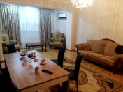 Satılır 5 otaqlı 120 m2 köhnə tikili Lider telekanalı