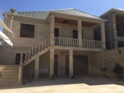 Satılır 5 otaqlı 240 m2 həyət evi Sumqayıt