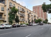 İcarəyə verilir 2 otaqlı 60 m2 köhnə tikili Nəsimi r.