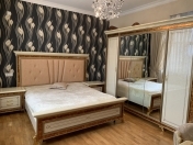 Satılır 3 otaqlı 135 m2 yeni tikili 3 mkr