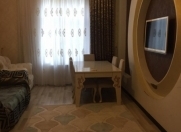 Satılır 3 otaqlı 80 m2 köhnə tikili Yasamal r.