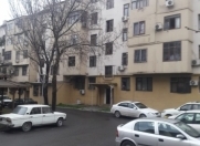 Satılır 2 otaqlı 55 m2 köhnə tikili 4 mkr