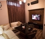 İcarəyə verilir 4 otaqlı 250 m2 obyekt Nizami m.