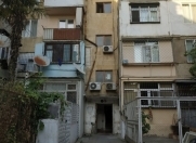 İcarəyə verilir 1 otaqlı 32 m2 köhnə tikili Elmlər Akademiyası m.