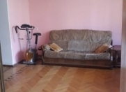 İcarəyə verilir 3 otaqlı 80 m2 köhnə tikili Yasamal r.