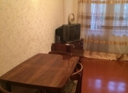 İcarəyə verilir 3 otaqlı 70 m2 köhnə tikili Abu Arena