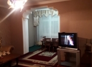 İcarəyə verilir 3 otaqlı 55 m2 köhnə tikili Elmlər Akademiyası m.